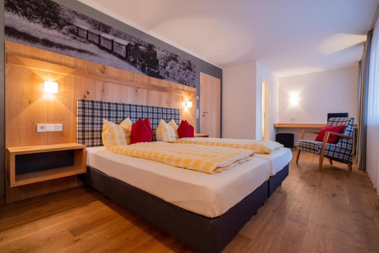 Gasthaus-Pension Zum Kreuz Штюлинген Экстерьер фото