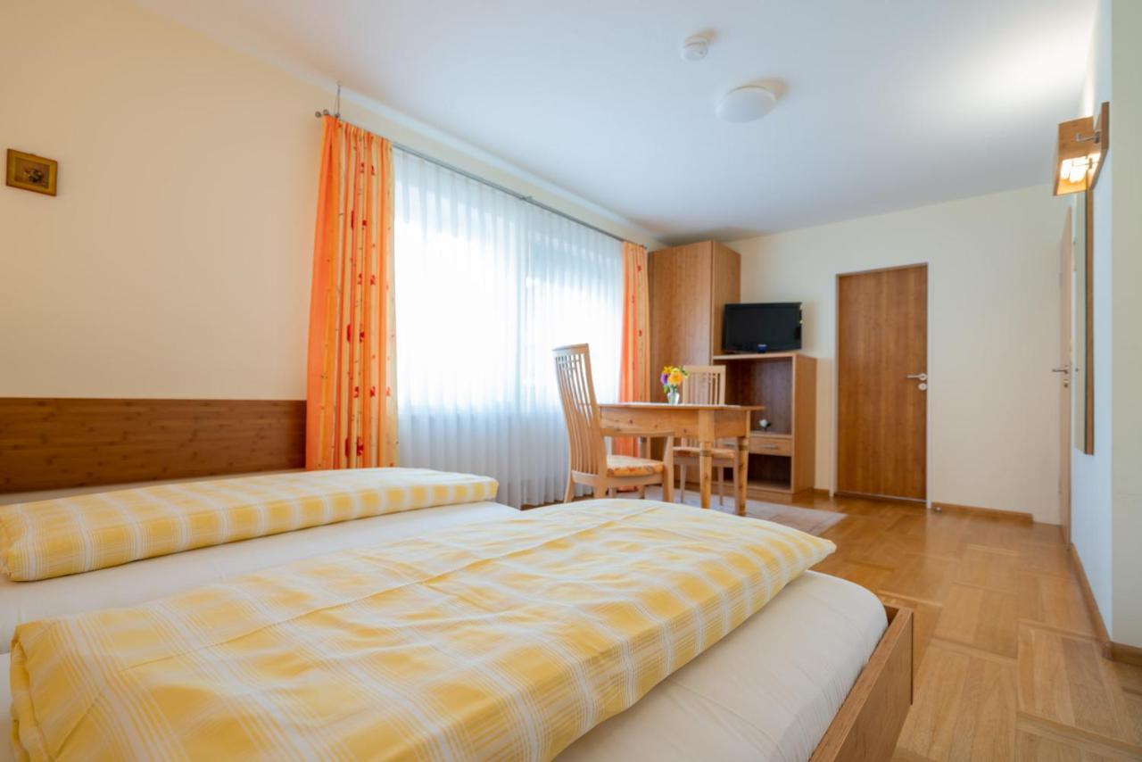 Gasthaus-Pension Zum Kreuz Штюлинген Экстерьер фото