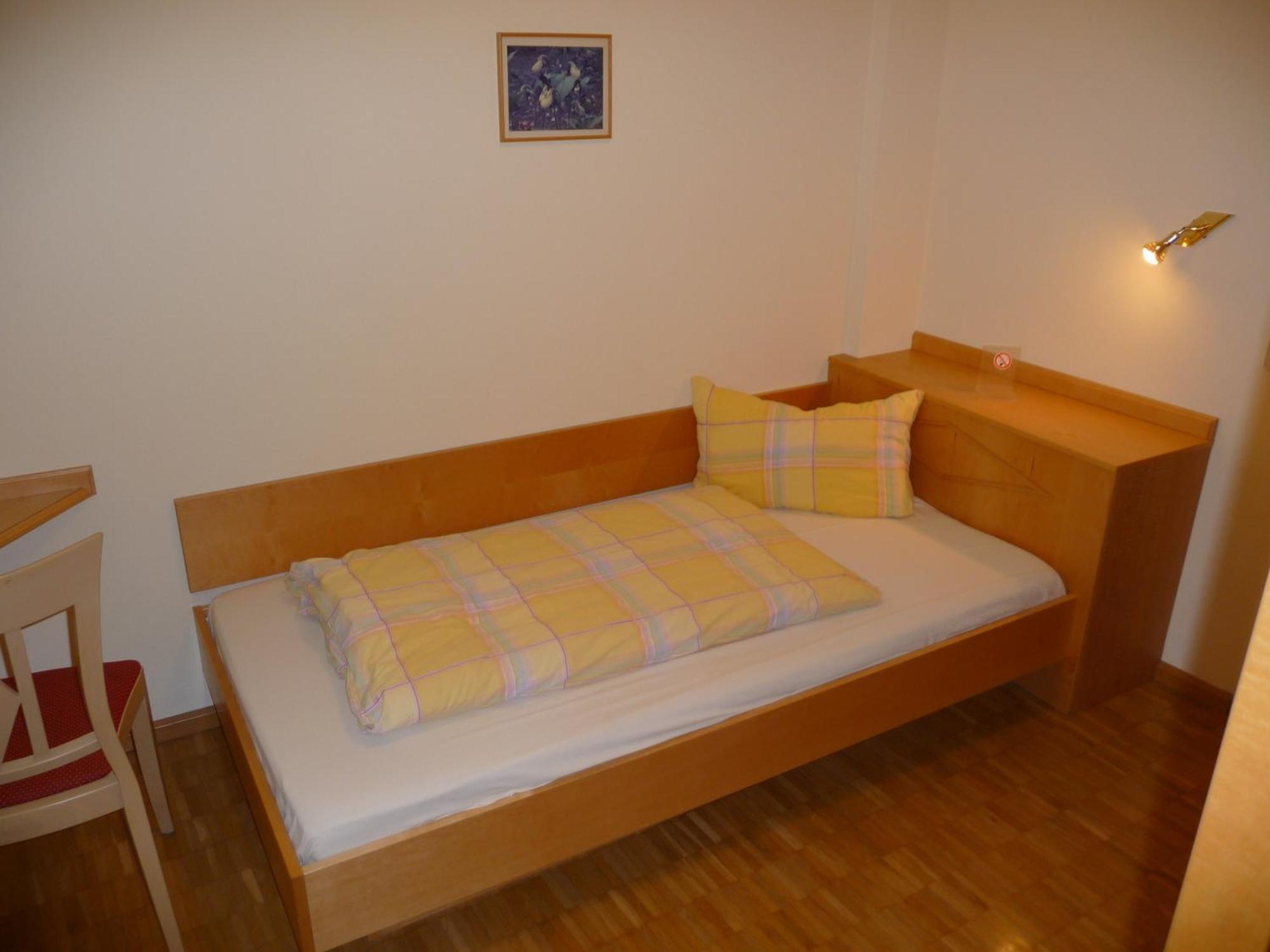 Gasthaus-Pension Zum Kreuz Штюлинген Номер фото