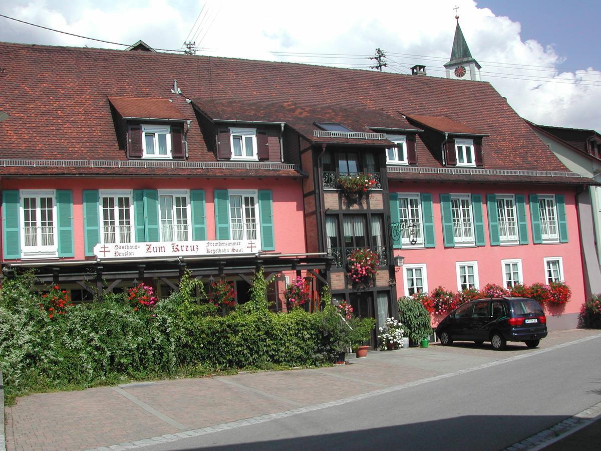 Gasthaus-Pension Zum Kreuz Штюлинген Экстерьер фото