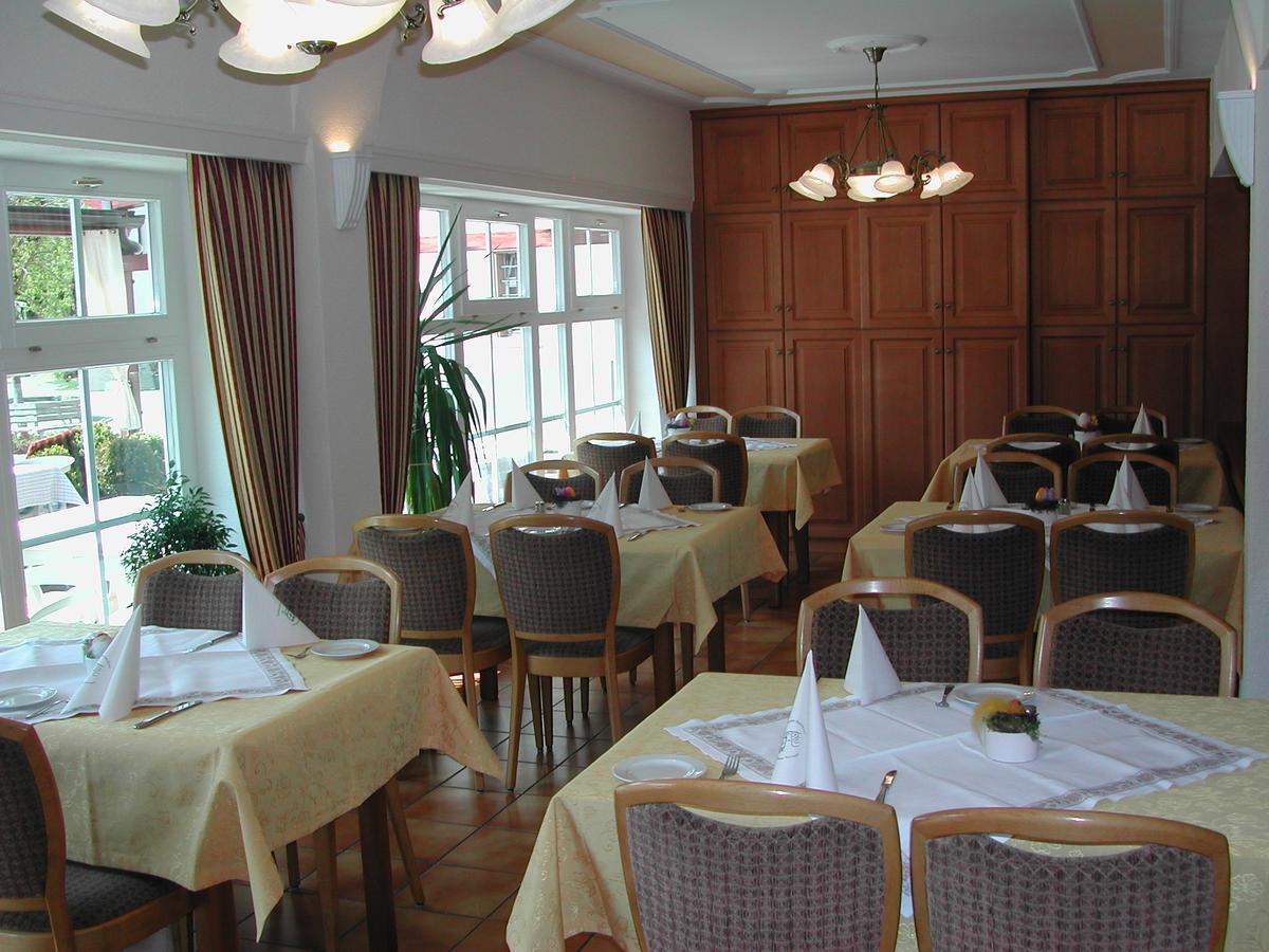 Gasthaus-Pension Zum Kreuz Штюлинген Экстерьер фото
